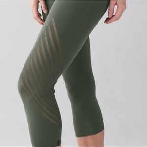 Lululemon Enlighten Crop Fatigue Green